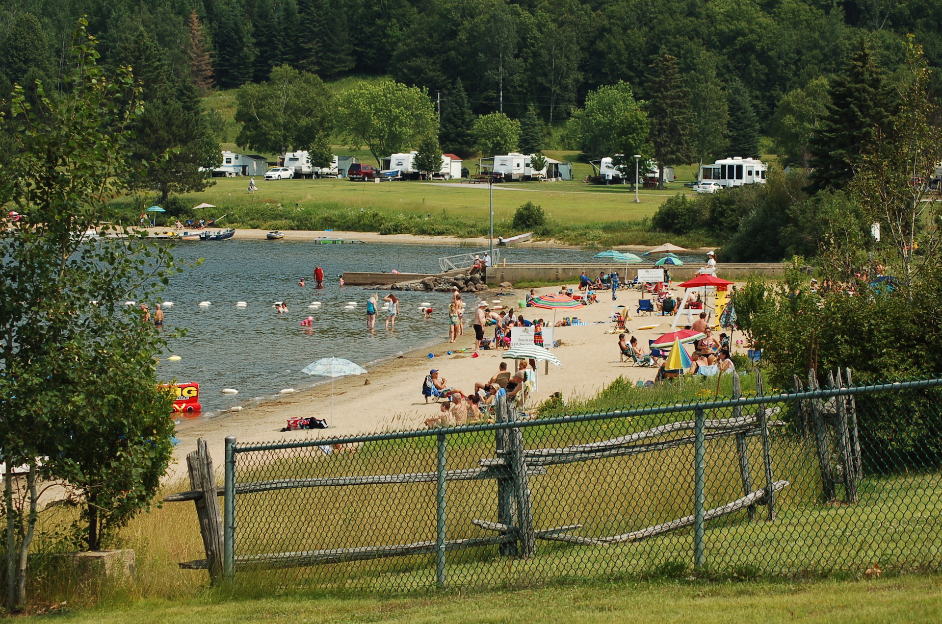 054 (2) copie Motel Manoir sur le lac